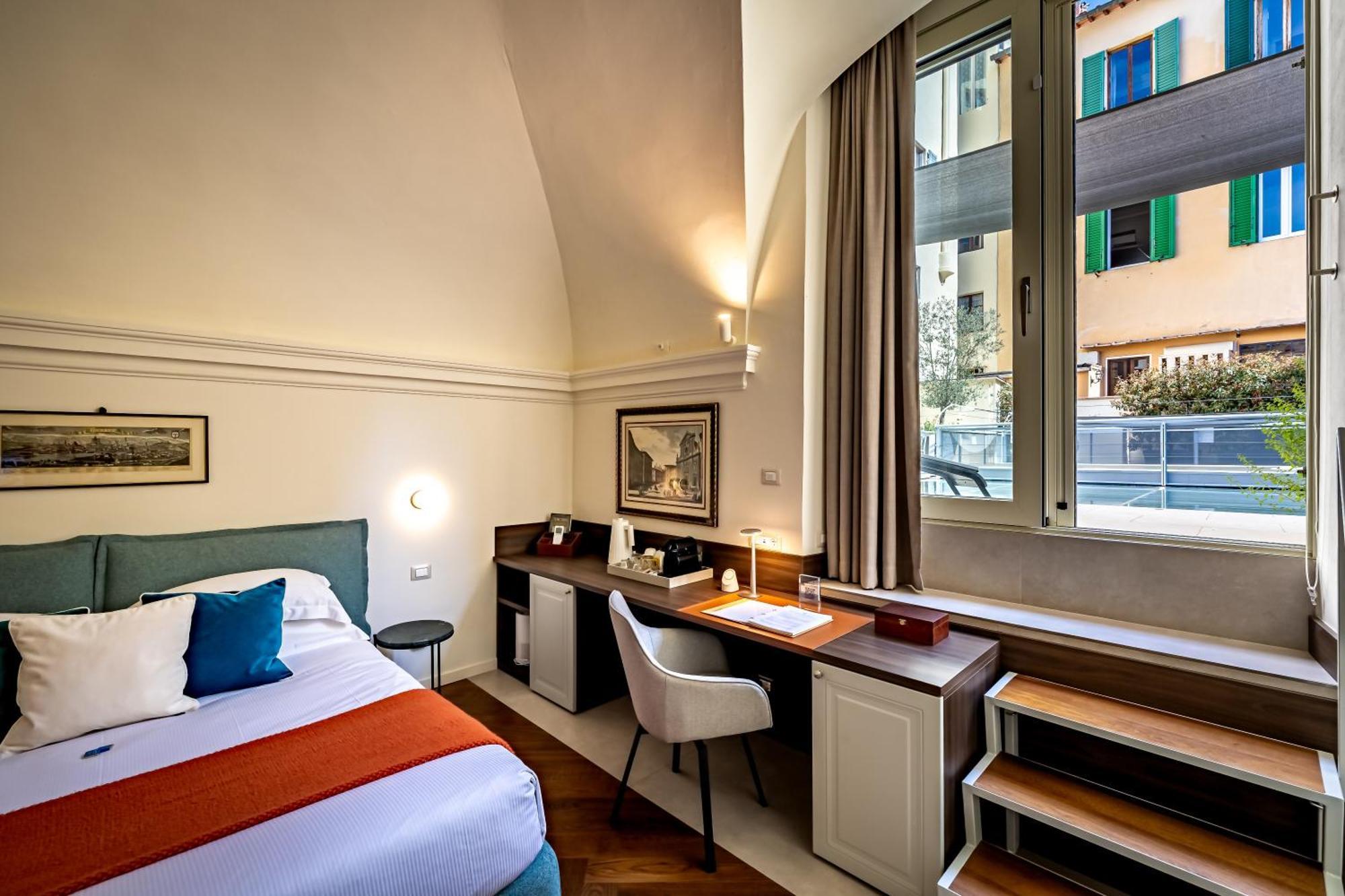 Dimora Collection - Le Corti - Boutique Luxury Suites In A Restored 13Th Century Convent, With Sauna And Gym (Adults Only) Florence Extérieur photo